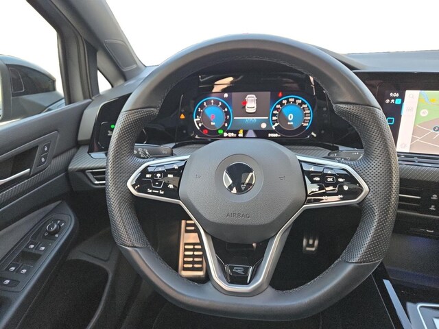 Volkswagen Golf 1.5 eTSI DSG Golf VIII R-Line