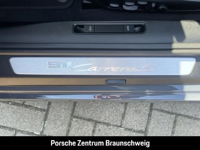 Porsche 992 Cabrio Carrera S