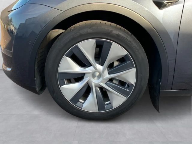 Tesla Model Y AWD Long Range