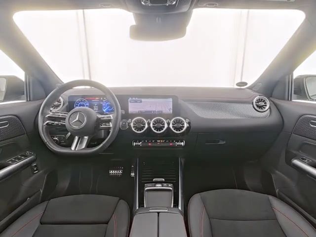 Mercedes-Benz EQA 300 4MATIC AMG Line