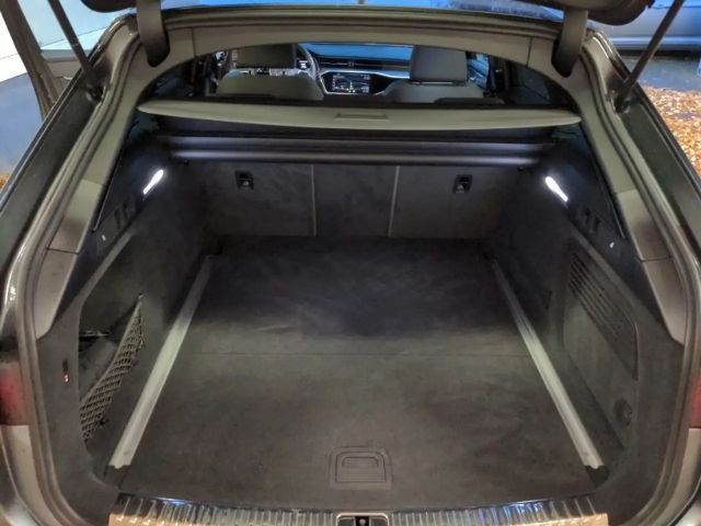 Audi S6 Avant Quattro