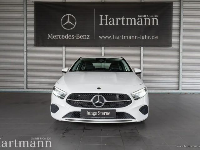 Mercedes-Benz A 200 Hatchback Progressive
