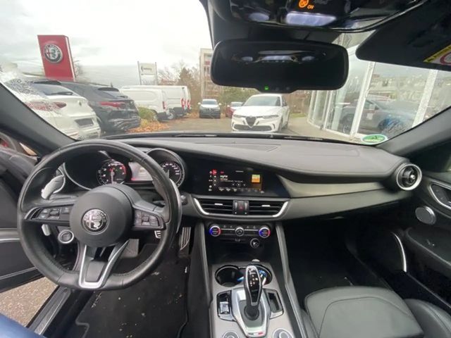 Alfa Romeo Giulia Q4 Veloce