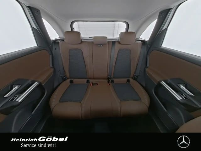 Mercedes-Benz B 250 4MATIC Progressive Sedan