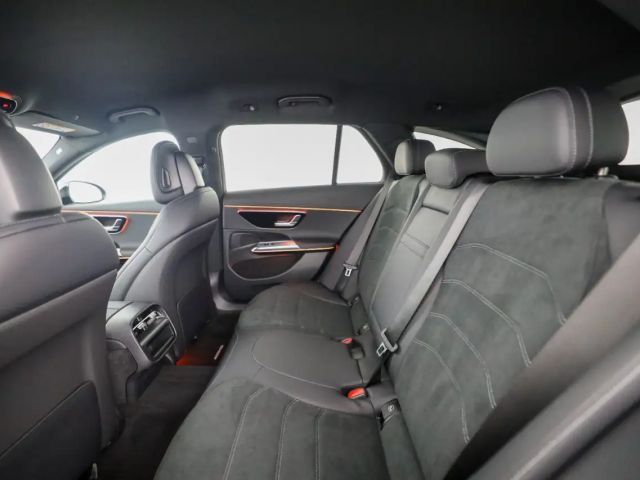 Mercedes-Benz E 220 4MATIC E 220 d Estate