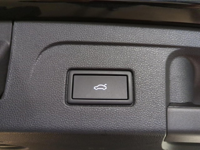 Volkswagen Touran 1.5 TSI DSG