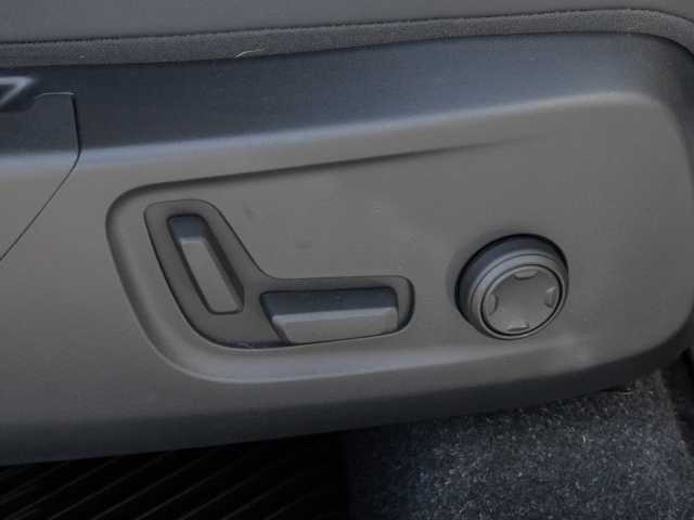 Volvo XC40 R-Design Recharge