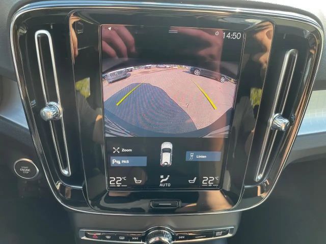 Volvo XC40 Dark Plus T4