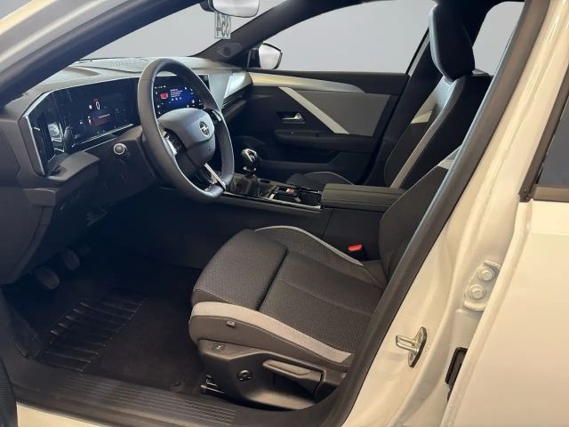 Opel Astra Edition Sports Tourer