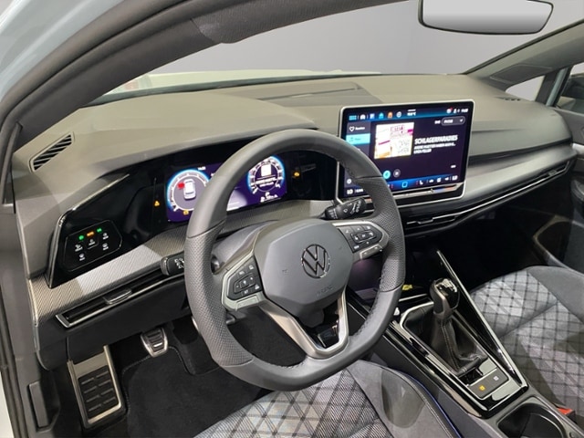 Volkswagen Golf 1.5 TSI R-Line