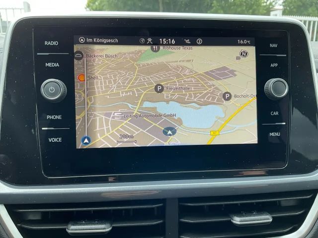 Volkswagen T-Roc Plus Style