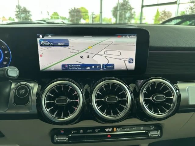 Mercedes-Benz EQB 300 4MATIC Progressive