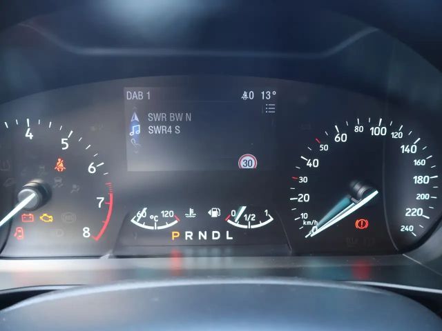 Ford Focus Cool & Connect