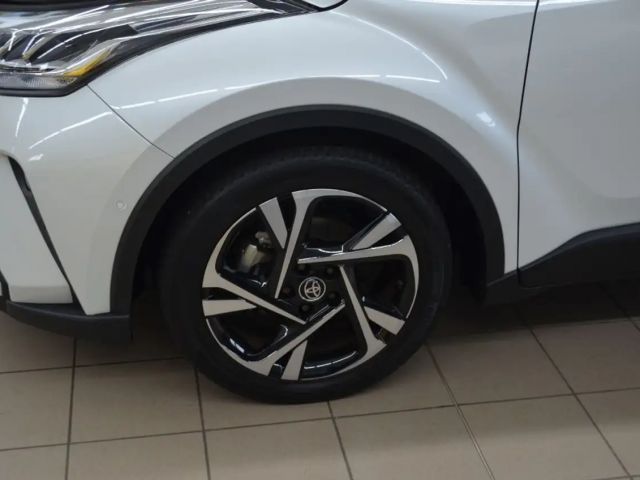 Toyota C-HR Hybride Team D