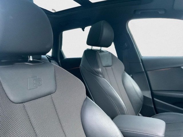 Audi A4 45 TFSI Avant Quattro S-Tronic