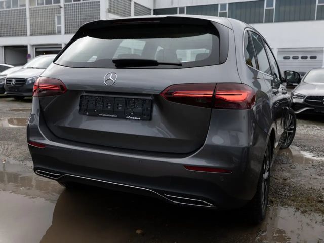 Mercedes-Benz B 200 Progressive