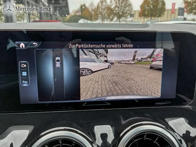 Mercedes-Benz GLA 180 Progressive