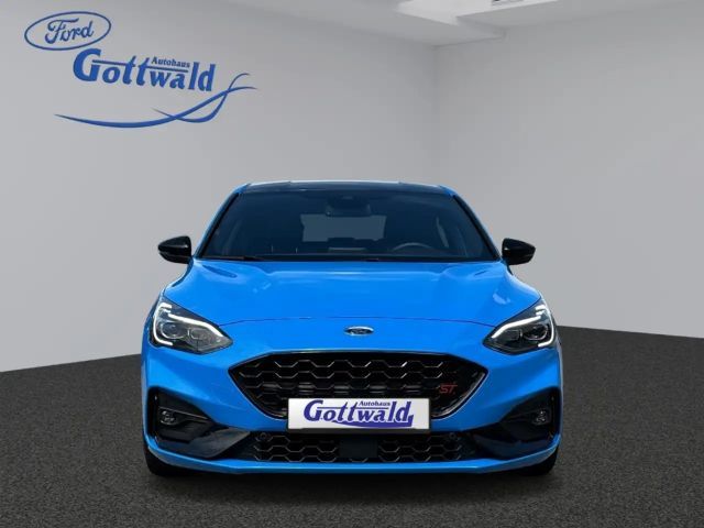 Ford Focus ST Line