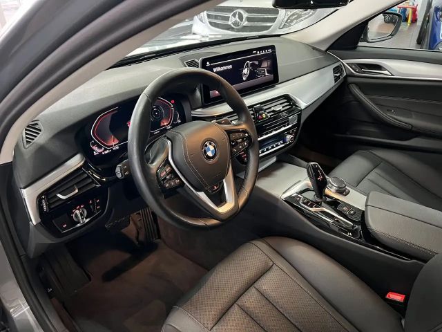 BMW 520 520d Business Line Sedan xDrive