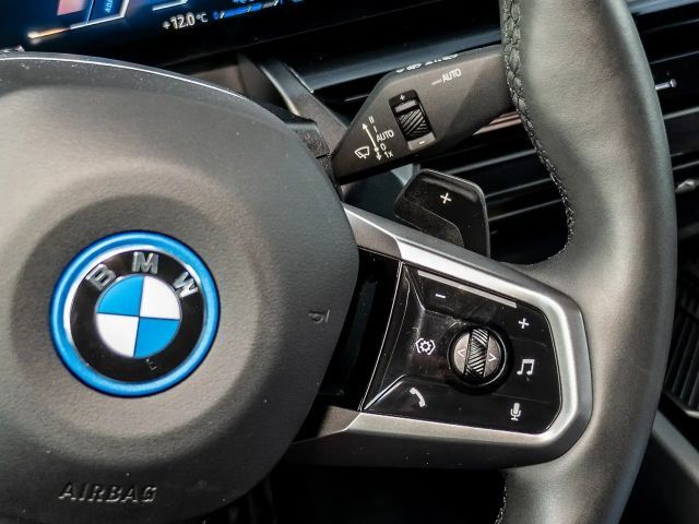 BMW 530 530e M-Sport Sedan