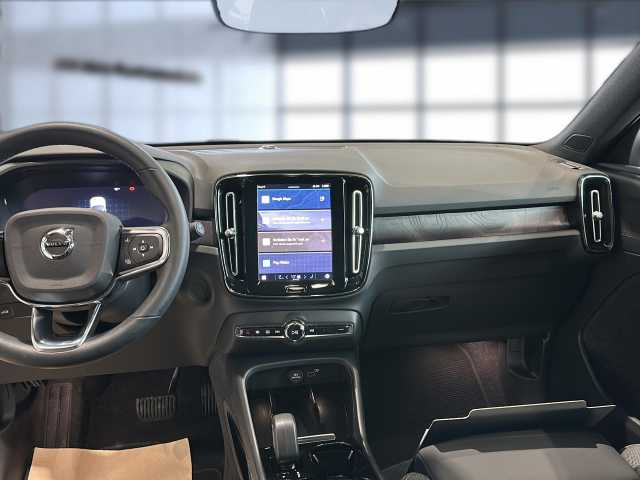 Volvo XC40 XC40 Navi LED Klima Standhzg Einparkhilfe el. Fenster
