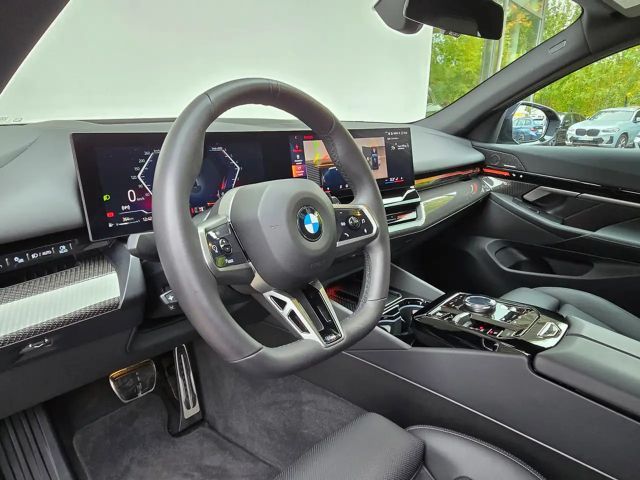 BMW 520 520d M-Sport Touring xDrive