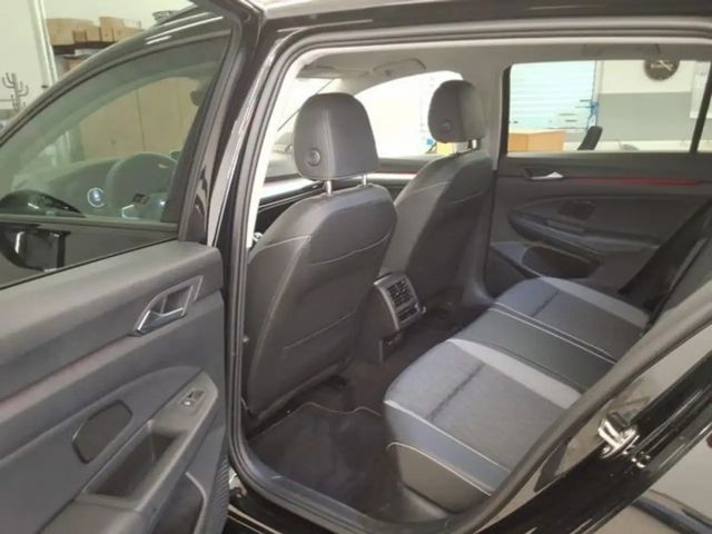 Volkswagen Golf 1.5 TSI Variant