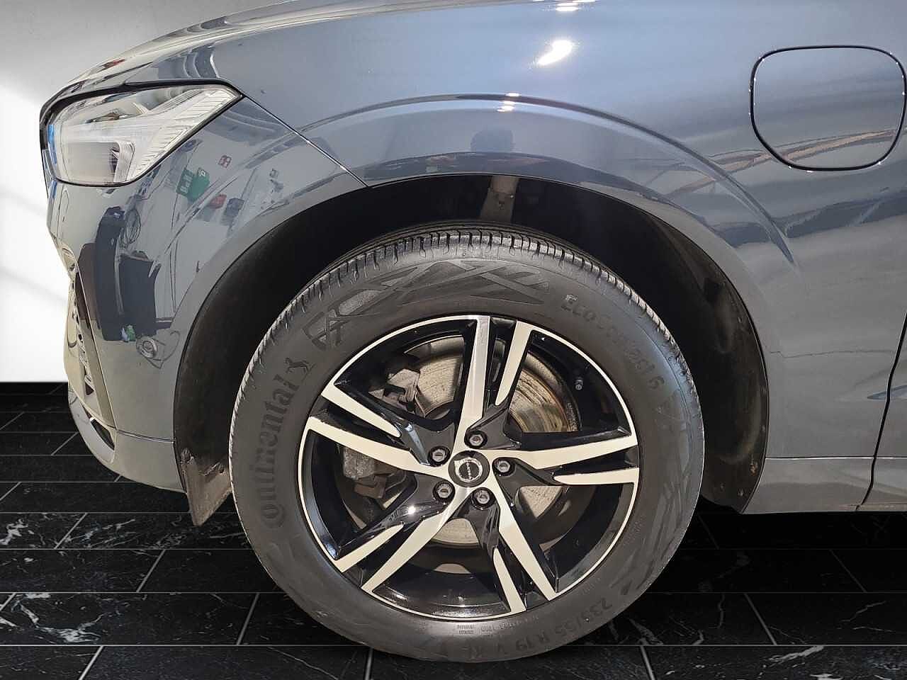 Volvo XC60 XC60 Bluetooth LED Klima Einparkhilfe el. Fenster