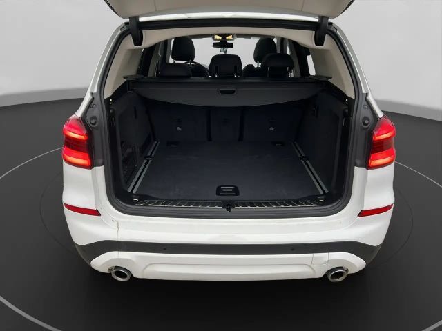BMW X3 Advantage pakket xDrive20i
