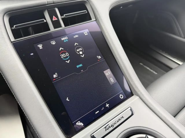 Porsche Taycan Turbo