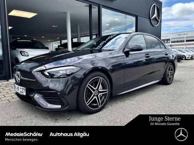Mercedes-Benz C 200 AMG Line Sedan