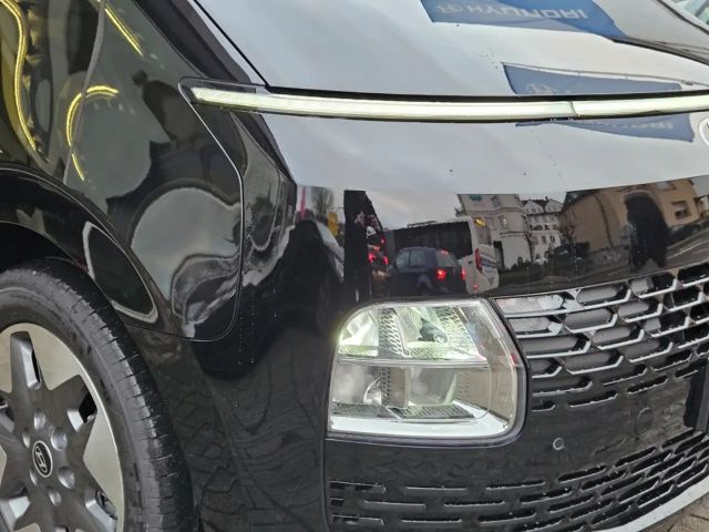 Hyundai Staria Trend