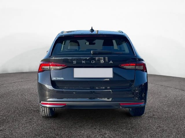 Skoda Octavia Combi Selection