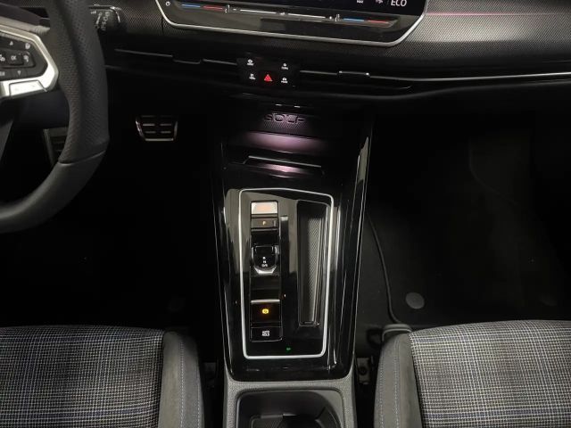 Volkswagen Golf DSG GTE eHybrid