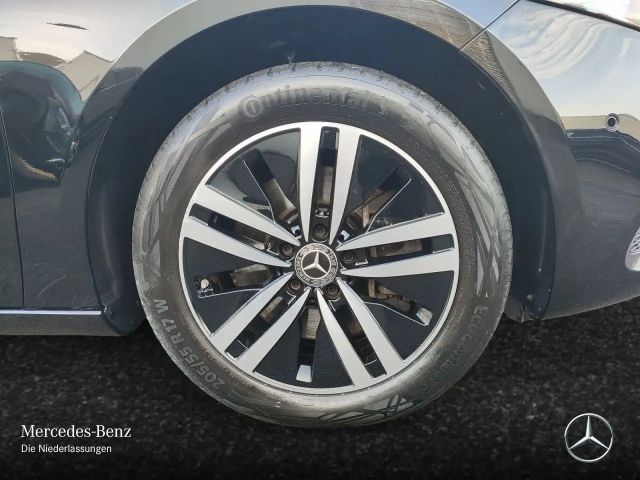 Mercedes-Benz A 250 A 250 e Style