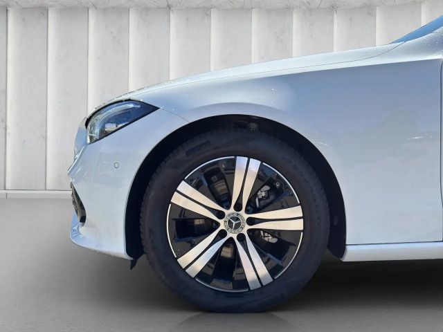 Mercedes-Benz C 180 AVANTGARDE Sedan