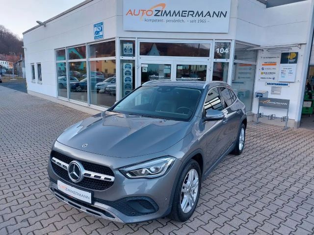 Mercedes-Benz GLA 200 Autom. LED AHK Widescreen
