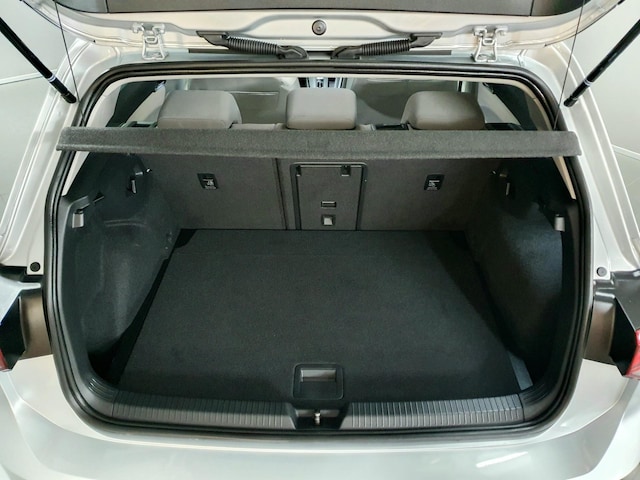 Volkswagen Golf 2.0 TDI DSG Style