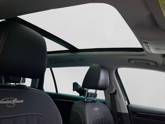 Skoda Superb 2.0 TDI Combi