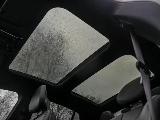 Mercedes-Benz EQE 300 Sedan