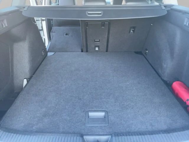 Volkswagen Golf 1.5 eTSI Golf VIII Variant