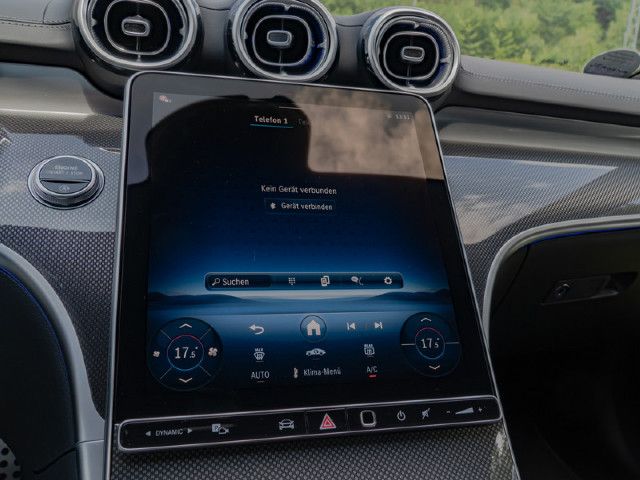 Mercedes-Benz C 200 AMG Line Sedan