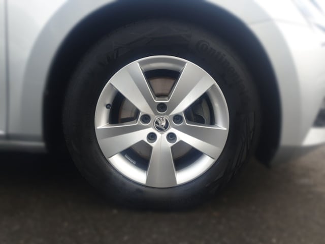 Skoda Superb 2.0 TDI Combi