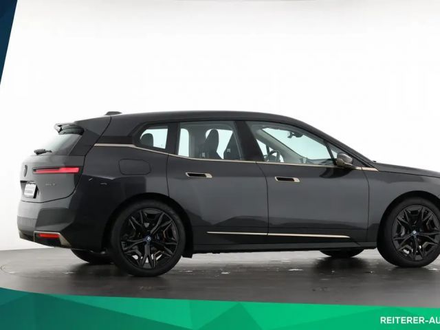 BMW iX xDrive40