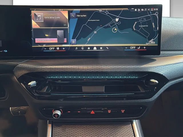 BMW 330 330e M-Sport xDrive