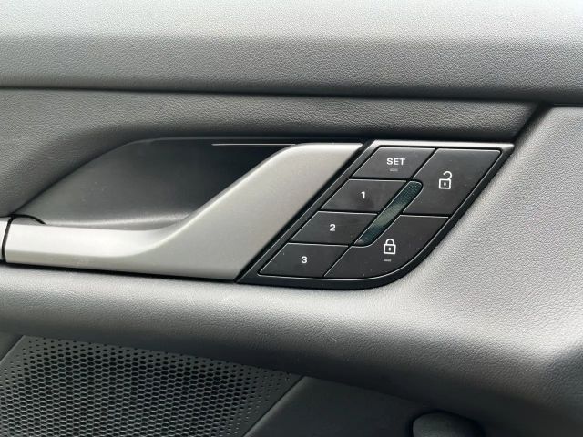 Porsche Taycan 4 Cross Turismo