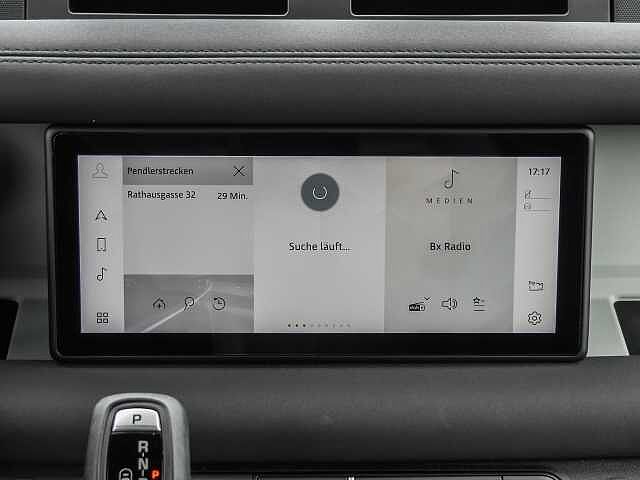 Land Rover Defender 110 Dynamic SE