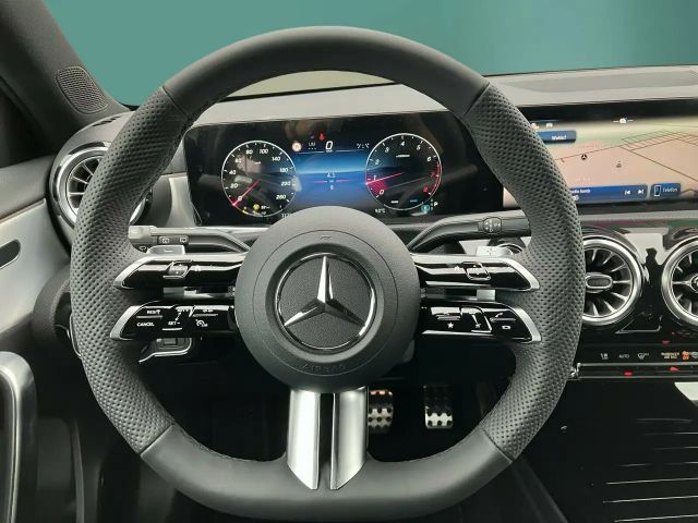 Mercedes-Benz A 200 AMG Line