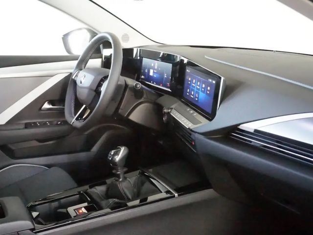 Opel Astra 1.2 Turbo Enjoy Turbo