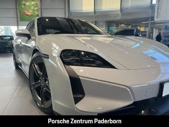 Porsche Taycan S Turbo